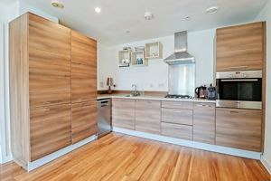 Kitchen- click for photo gallery